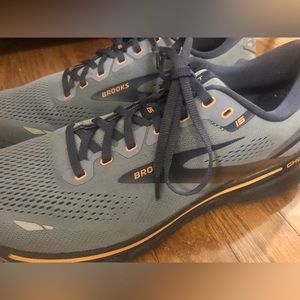 Brooks Men’s Ghost 15 Flintstone/Peacoat/Oak Sz 12